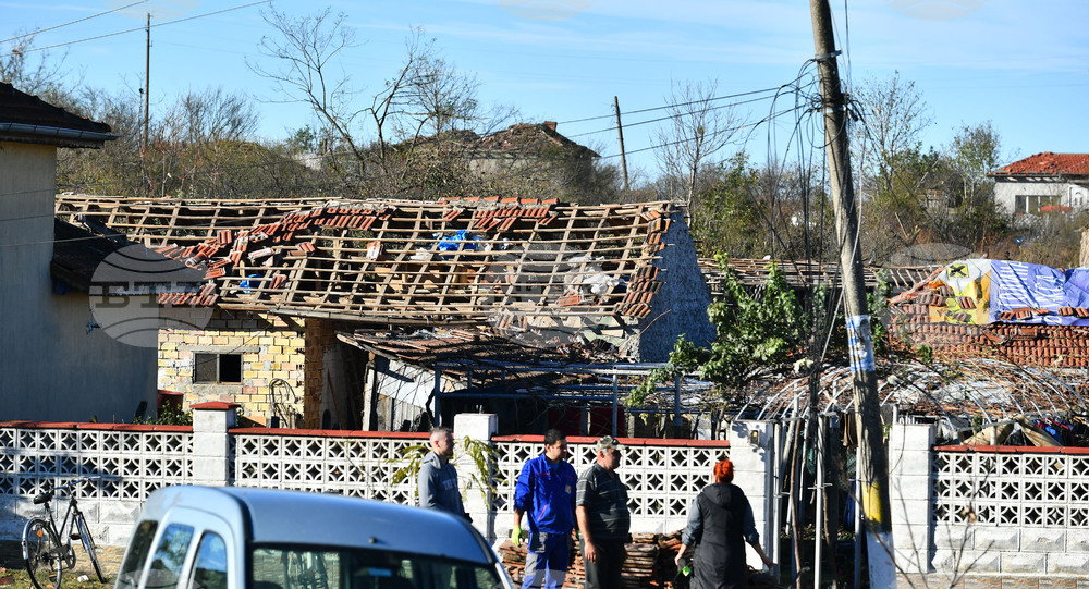 Село Лъвино - бедствено положение - доброволци