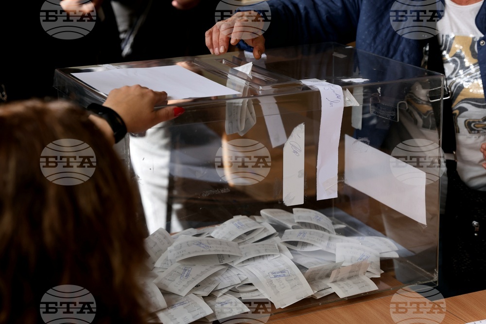 Избирателната активност на вота за общински съветници в Пазарджик до 16:00 часа е 24,2 процента