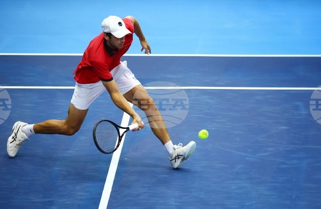 Донски постигна успех на сингъл на турнир по тенис в Претория, Радулов загуби в Испания