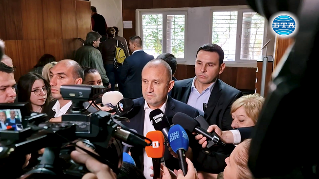  Румен Радев: Днес определяме облика на местната власт и не трябва да допускаме по никакъв начин общественият фокус да бъде подменен