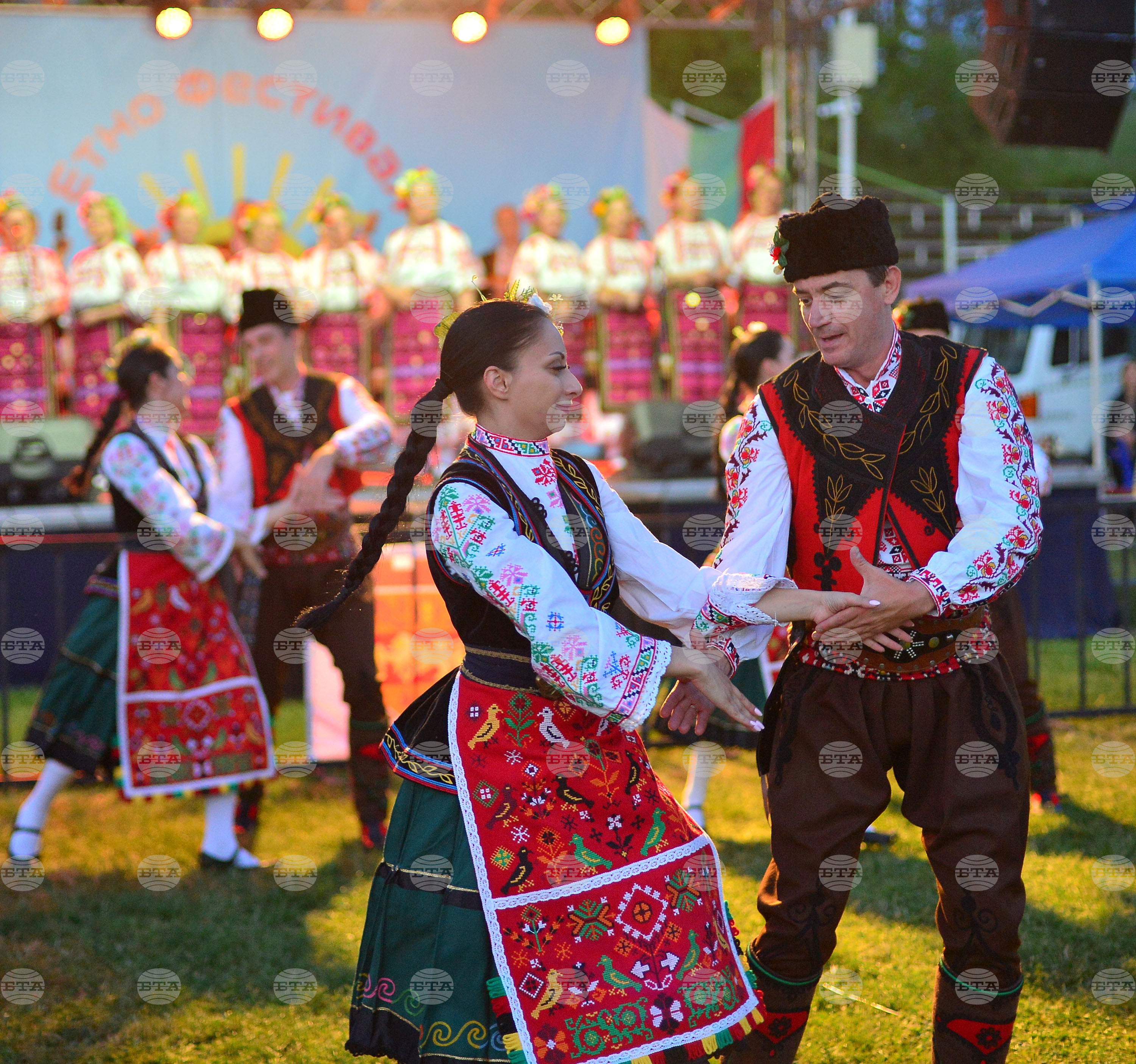 Исперих - етнофестивал "Зазоряване" - концерт