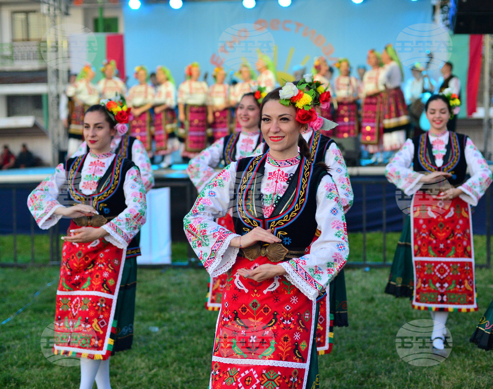 Исперих - етнофестивал "Зазоряване" - концерт