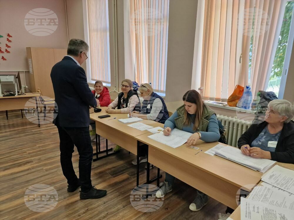 Към 16:00 часа избирателната активност в община Силистра е 29,80%