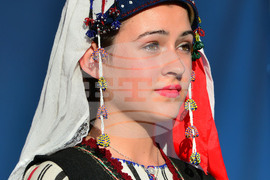 Исперих - етнофестивал "Зазоряване" - автентични български носии