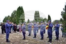 Румъния - България - военно гробище - панихида