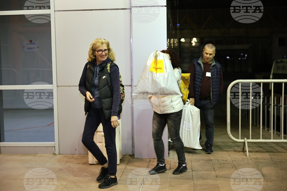 Пловдив - местни избори 2023 - край на изборния ден - отчитане на бюлетини