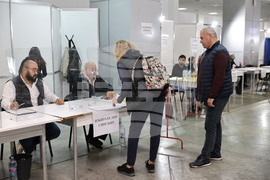 Пловдив - местни избори 2023 - край на изборния ден - отчитане на бюлетини