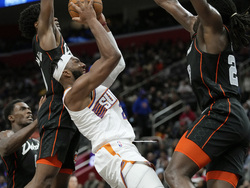Suns Pistons Basketball