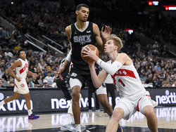 Raptors Spurs Basketball