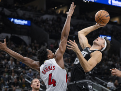 Raptors Spurs Basketball