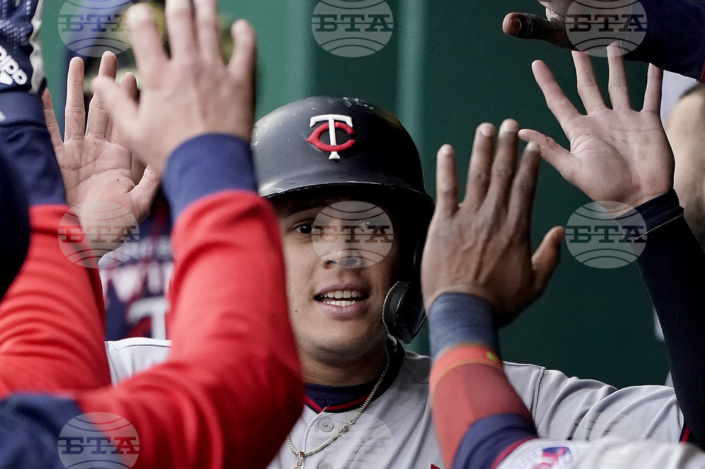 Twins Royals Baseball
