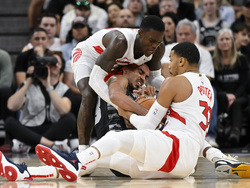 Raptors Spurs Basketball