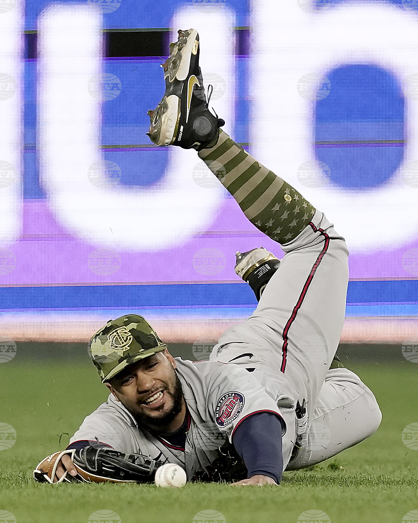 Twins Royals Baseball