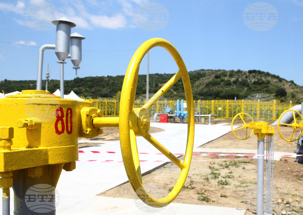 ЕС има газ за седмици напред, ако доставките от Русия спрат, според Еврокомисията