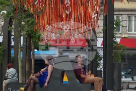 Площад Славейков - букви