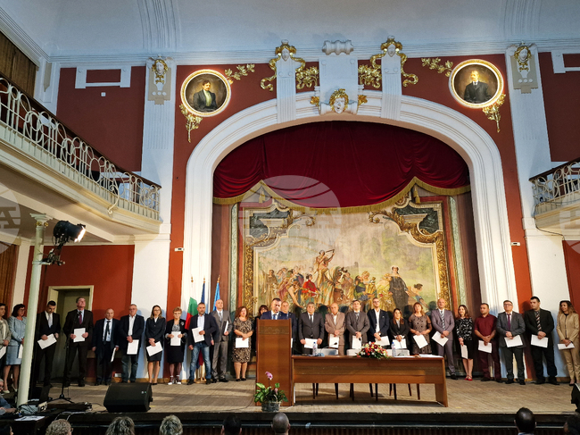 Свищов - общински съвет - клетва 