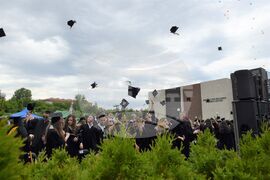 Благоевград - Американски университет в България - дипломиране