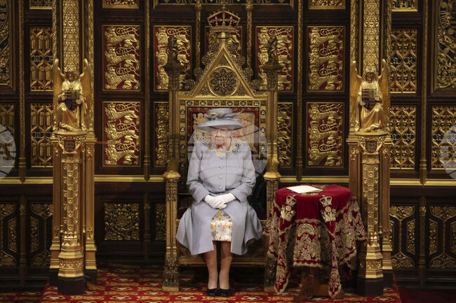 Британският историк Анна Кeй е избрана за официален биограф на кралица Елизабет Втора