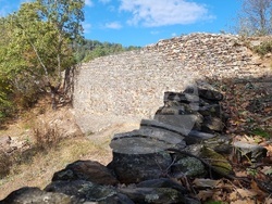 Село Храстово - разкопки - крепост