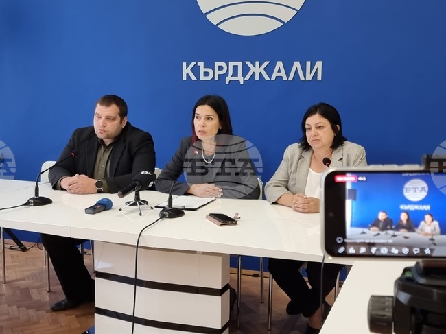 Национален пресклуб на БТА-Кърджали - "Възраждане" - пресконференция