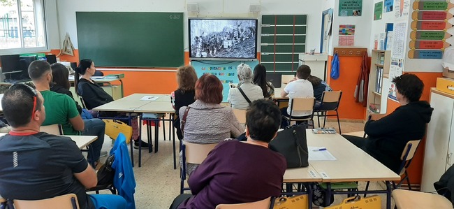 Представиха филма „Тане Войводата” и стихосбирката „Вяра и въглени” в испанския град Чиривея