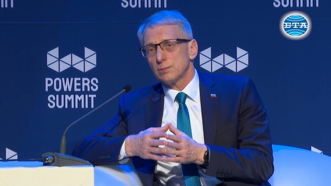 Напредъкът по всеки един от приоритетите на правителството е изключително добър, заяви премиерът Николай Денков