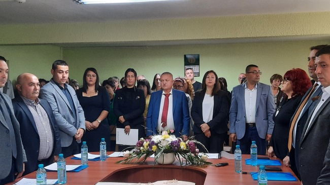 ОА Добрич: Новоизбраните общински съветници и кметове в община Крушари положиха клетва 