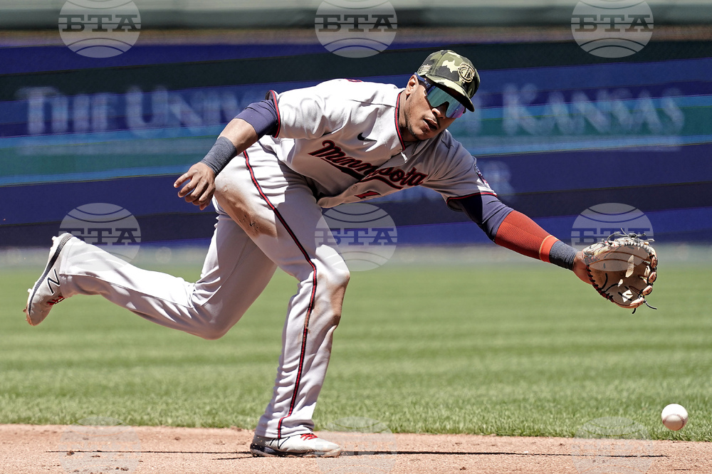 Twins Royals Baseball