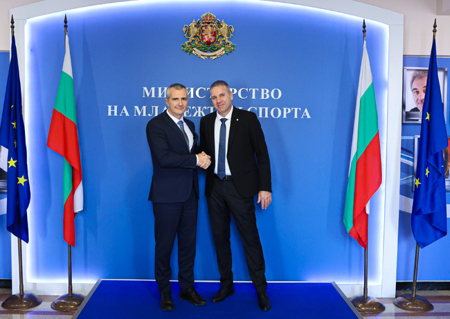 ММС: Министър Димитър Илиев обсъди организацията на Sofia Open с президента на Българската федерация по тенис Стефан Цветков и президента на Израелската тенис асоциация Ави Перец