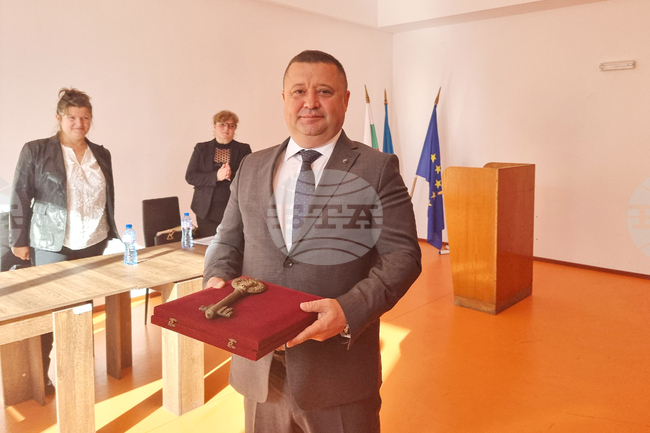 Лозница - Общински съвет - първо заседание