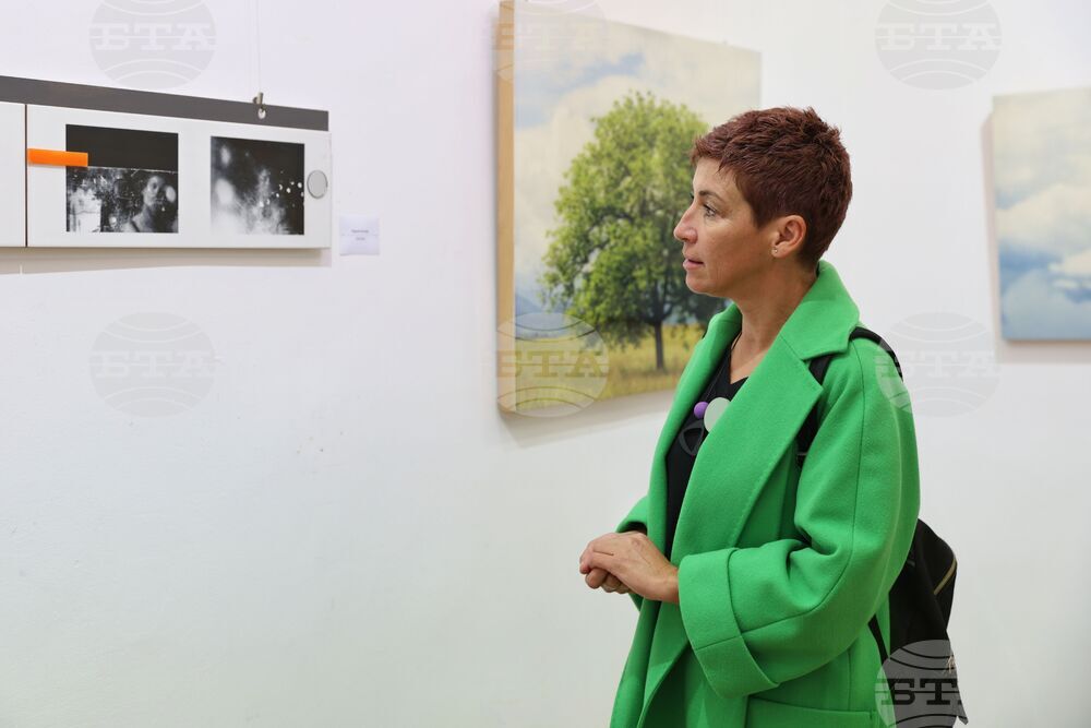 Бургас - Национална художествена академия - изложба - фотография