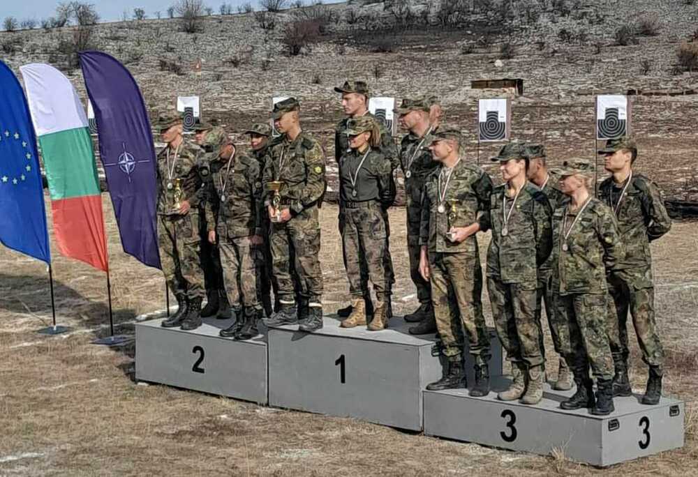 Командирът на Сухопътните войски генерал-майор Деян Дешков: Бойни машини, гаубици, системи за противовъздушна отбрана са приоритетни за модернизацията на Сухопътните войски