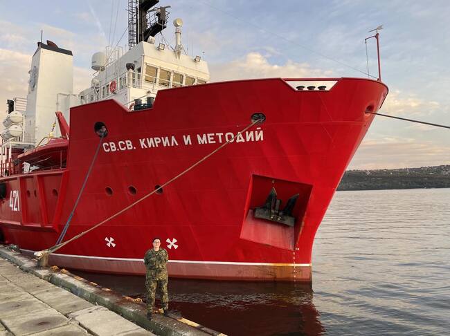 ВМА: Лекар от ВМА част от българската експедиция към Антарктида