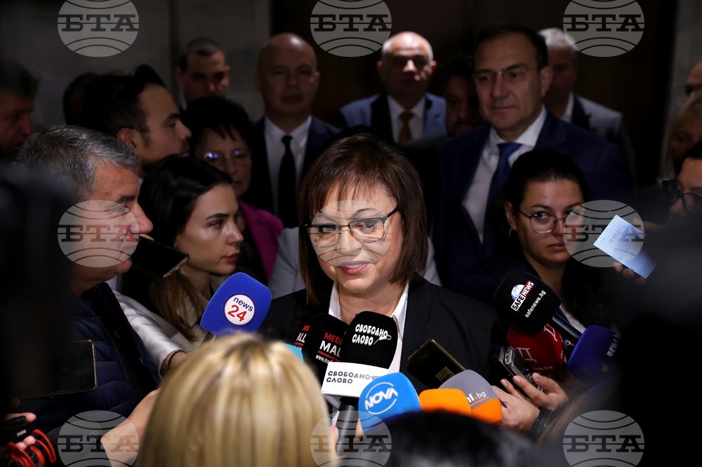 Парламент - Корнелия Нинова - брифинг