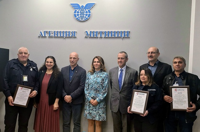 Агенция „Митници“: Митнически служители получиха признание за работата си в областта на защитата на интелектуалната собственост
