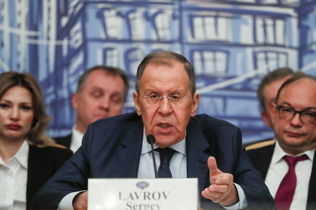 Руският външен министър нападна Запада за прехода към зелена енергия заради натиска върху трети страни