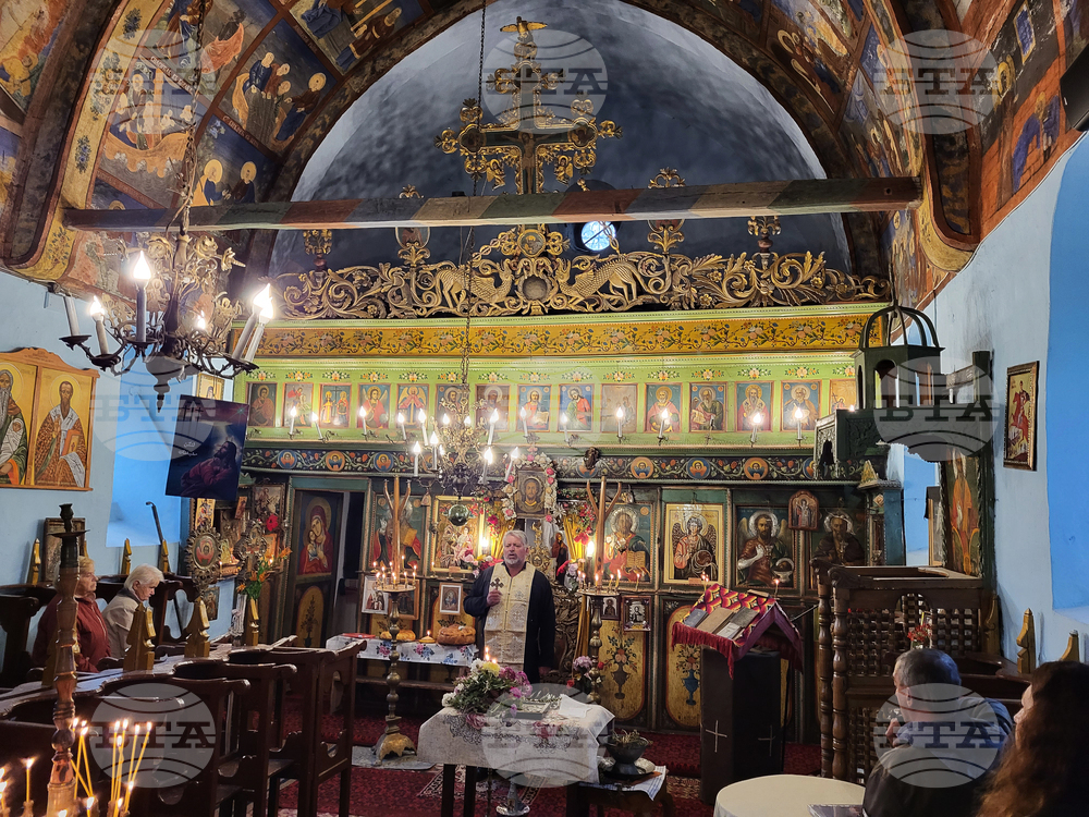 Село Продановци - църква „Св. Архангел Михаил" - храмов празник