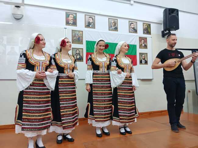 Квартет „Абагар” изнесе концерт в училище „Св. св. Кирил и Методий“ в Барселона