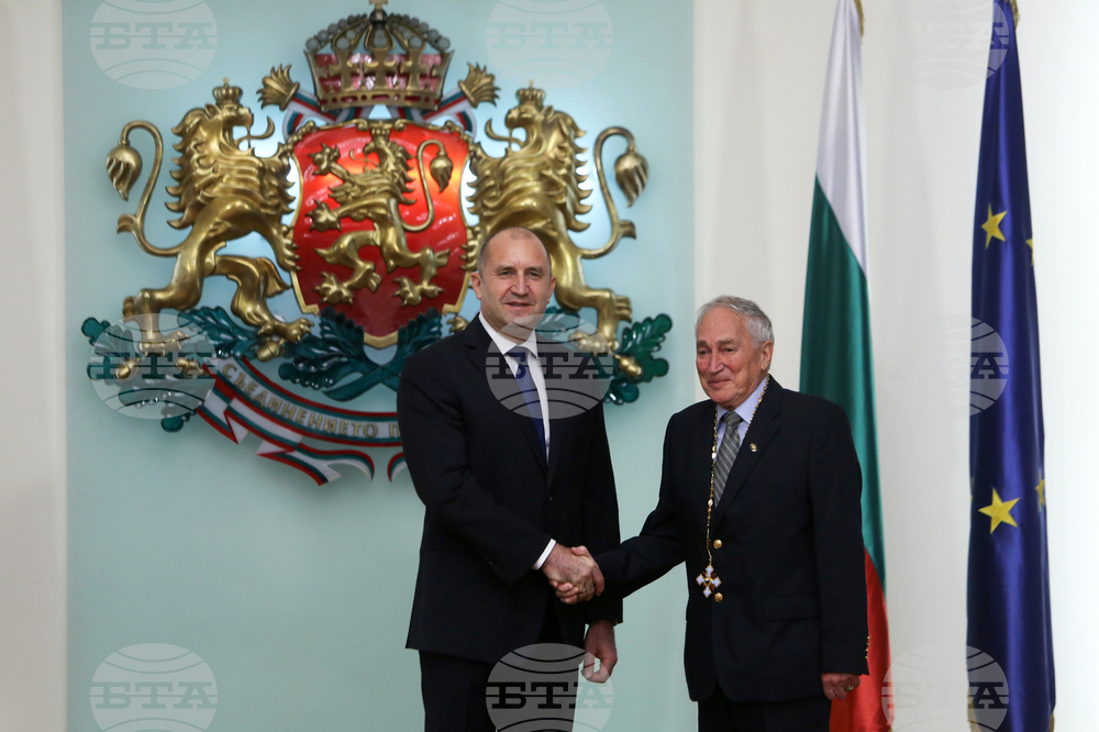 Румен Радев - държавни отличия - български учени