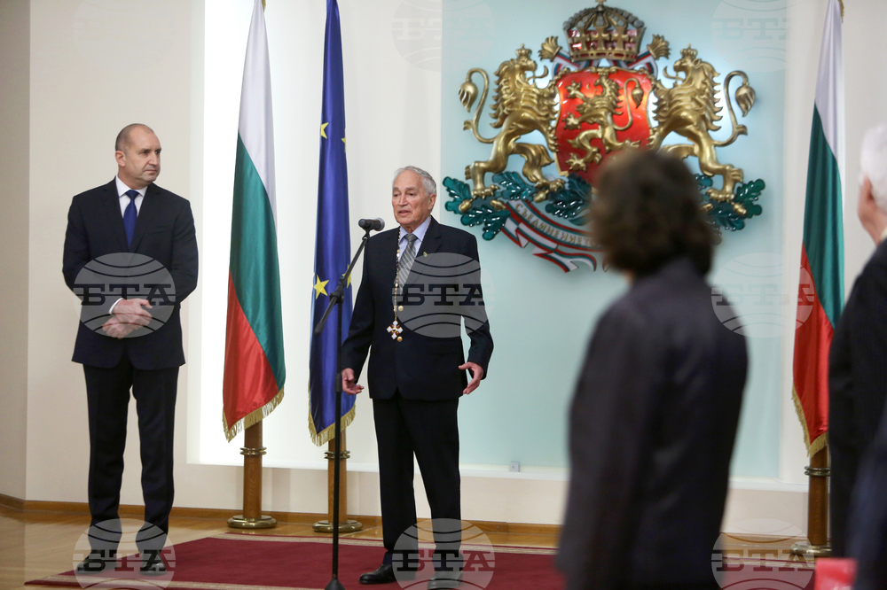 Румен Радев - държавни отличия - български учени