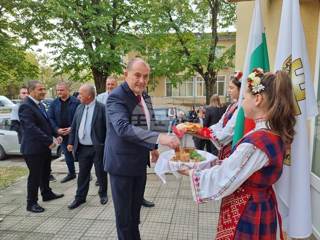  Кубрат - Общински съвет - първо заседание