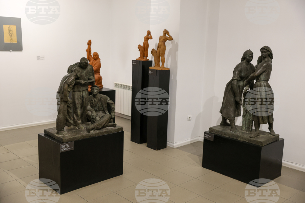 Изложба „Образи на времето“ - скулптура