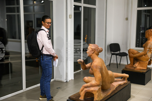  Изложба „Образи на времето“ - скулптура