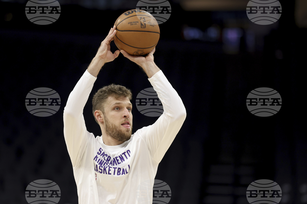 Basketball Player Aleksandar Vezenkov to Play for Toronto Raptors