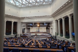 Парламент - заседание