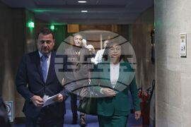 Парламент - кулоари