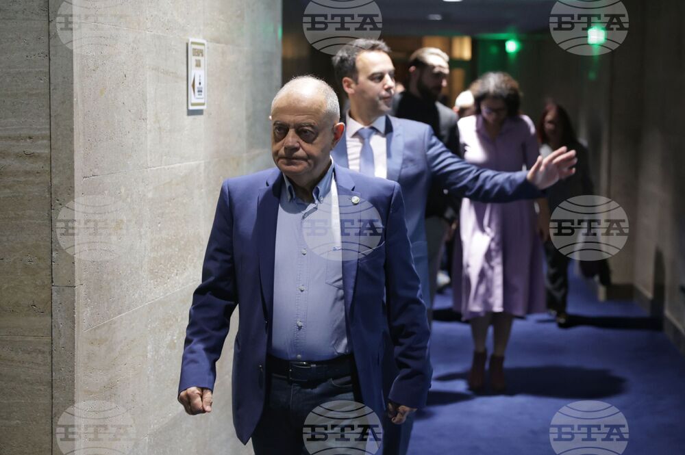 Парламент - кулоари