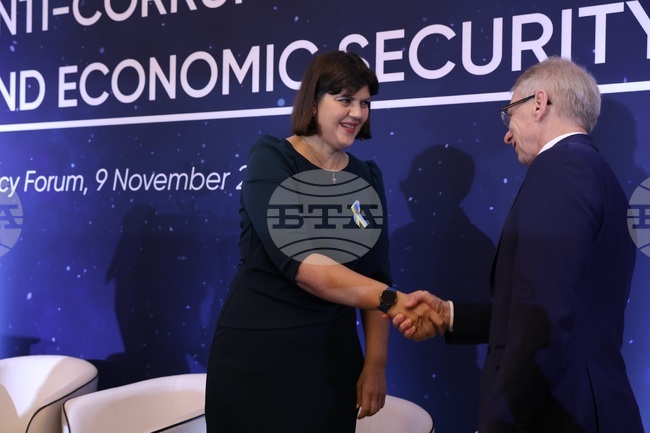 Обществено-политически форум Антикорупция, демократична устойчивост и икономическа сигурност