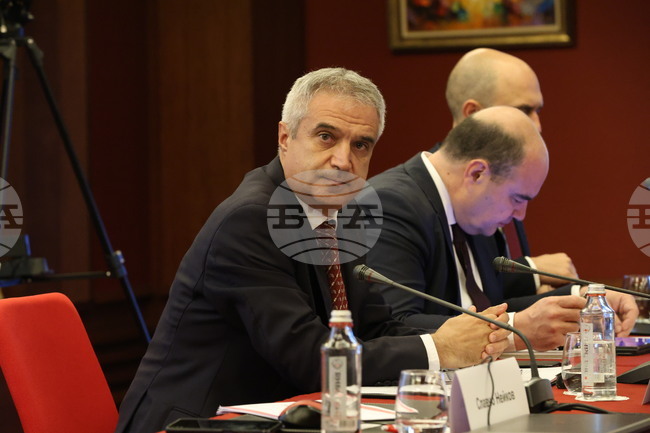 "Горива и енергийна сигурност - какво се промени в света, Европа и в България и какво предстои" - кръгла маса