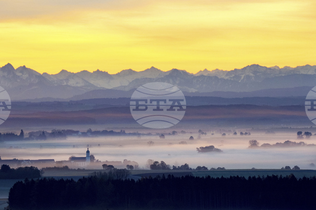 Петима германски алпинисти загинаха, след като бяха затрупани от лавина в Италианските Алпи